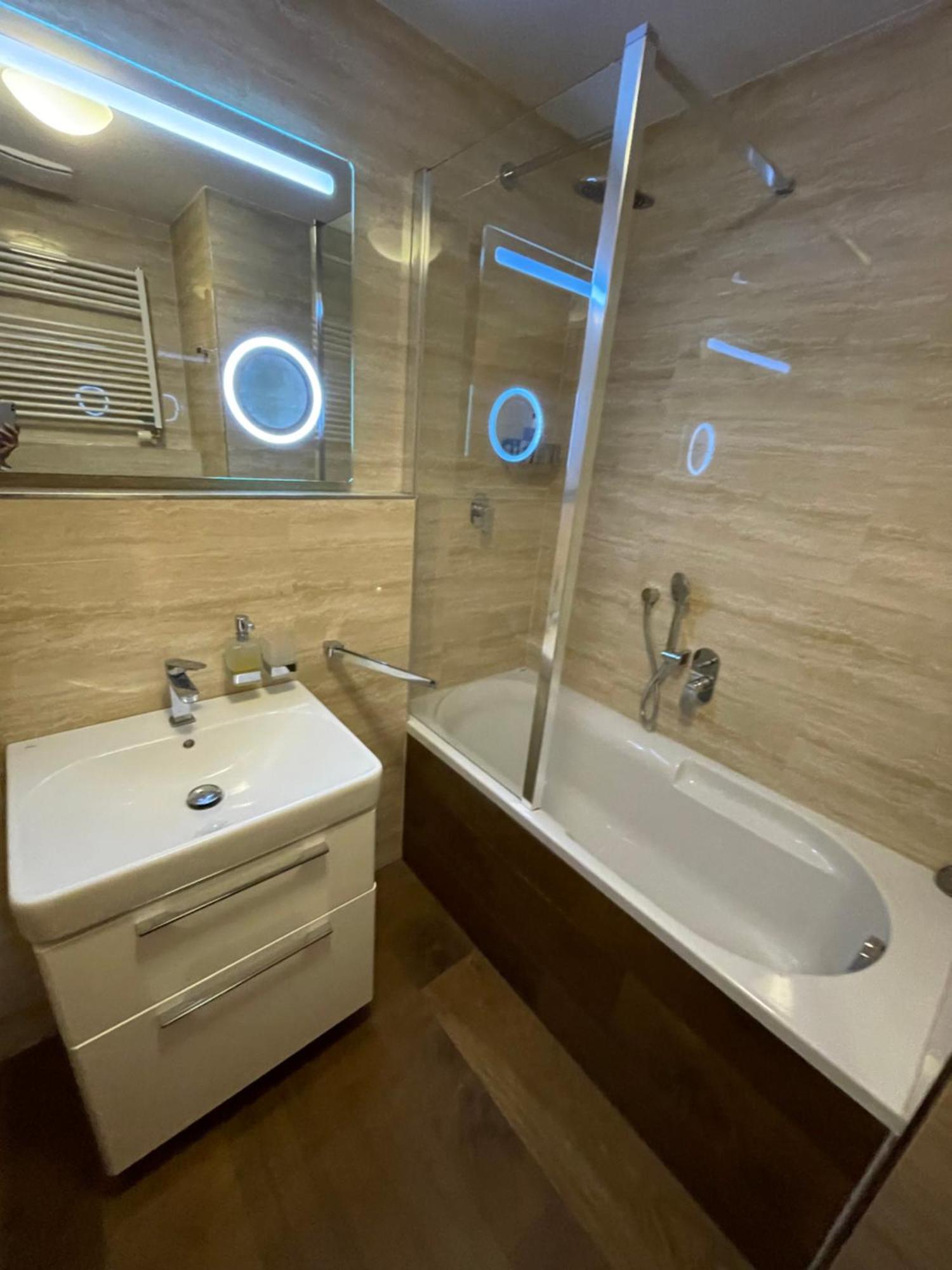 Spirit Harrachov Superior Wellness Apartments - Free Wellness, Wifi, Parking, Harrachov Card Rom bilde